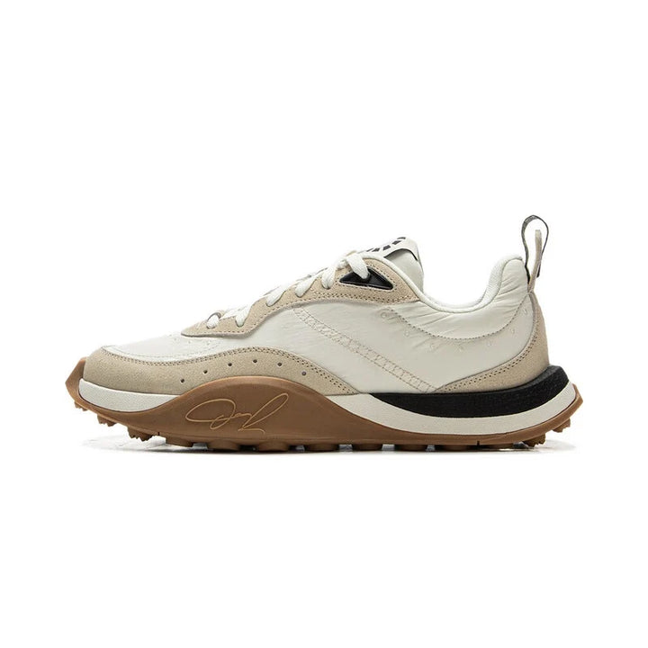 Lightweight Sporty Cushion Sneakers