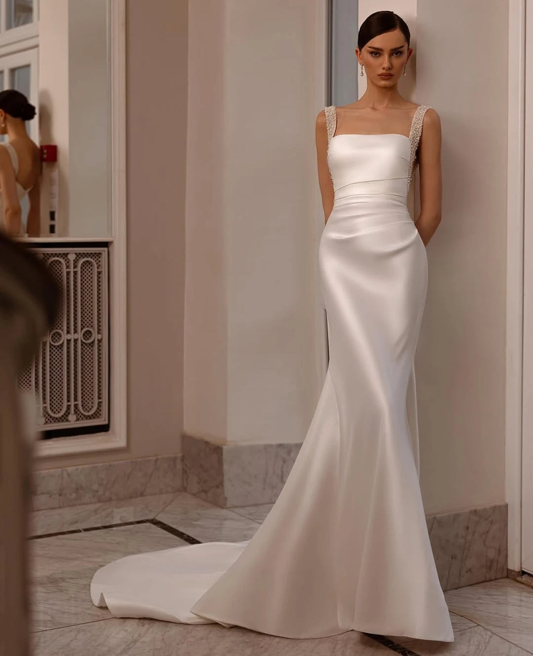 Gorgeous Sequin Beads Backless Wedding Gown