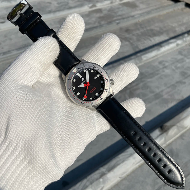 Luminous Fashion Mechanical Wristwatch