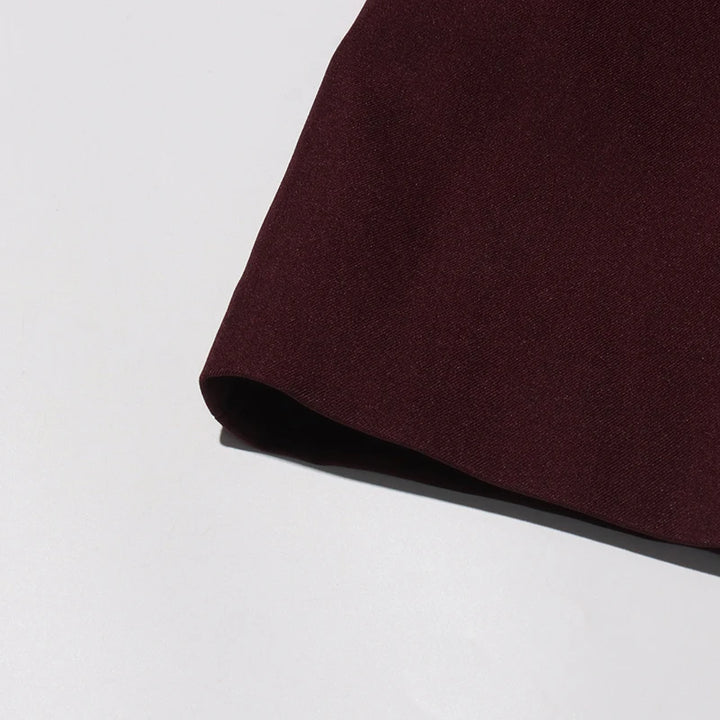 Trench-coat au design asymétrique chic