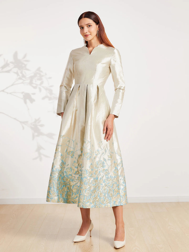 Exquisite Embroidery Wide-Armlet Dress