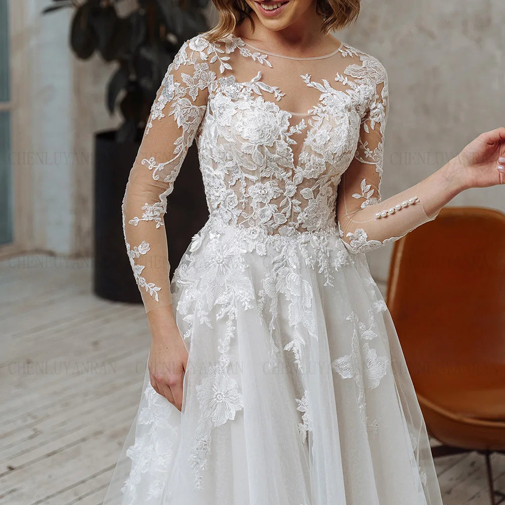 Gorgeous A-line Buttons Wedding Gown