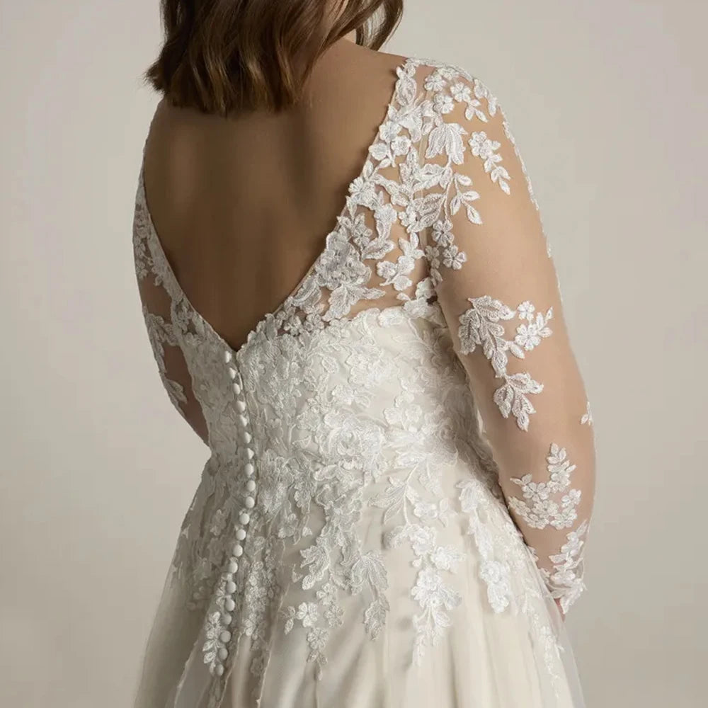 Classic Full Sleeve Curvy Women's Wedding Dress