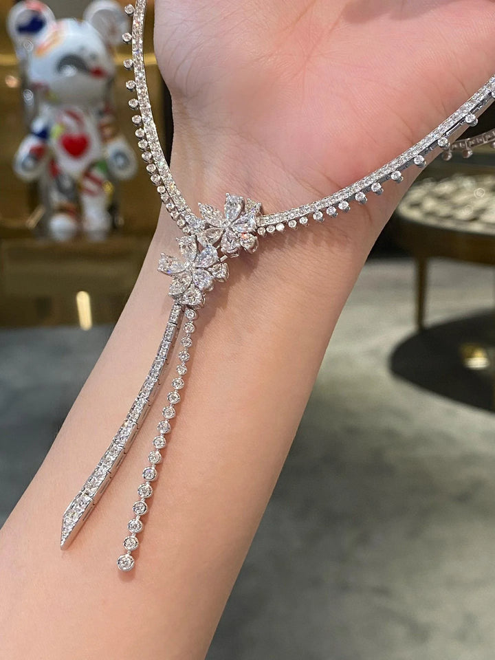 Elegant Sparkling Pendant Chain Necklace