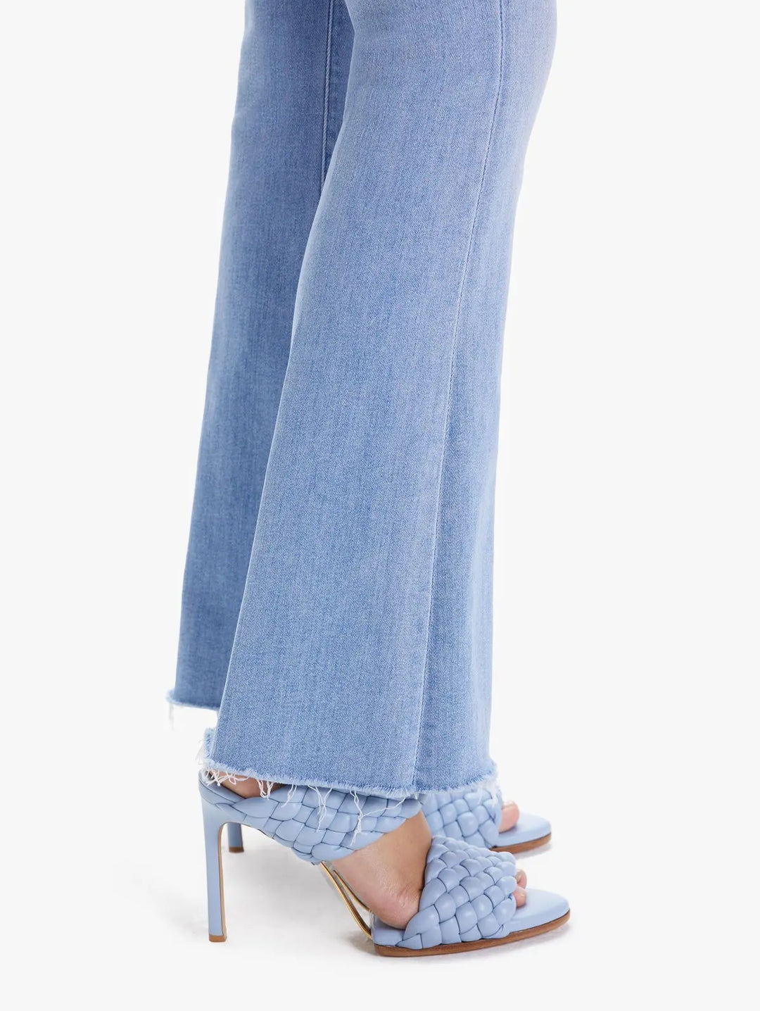 Daisy Embroidered Ragged Edge Jeans