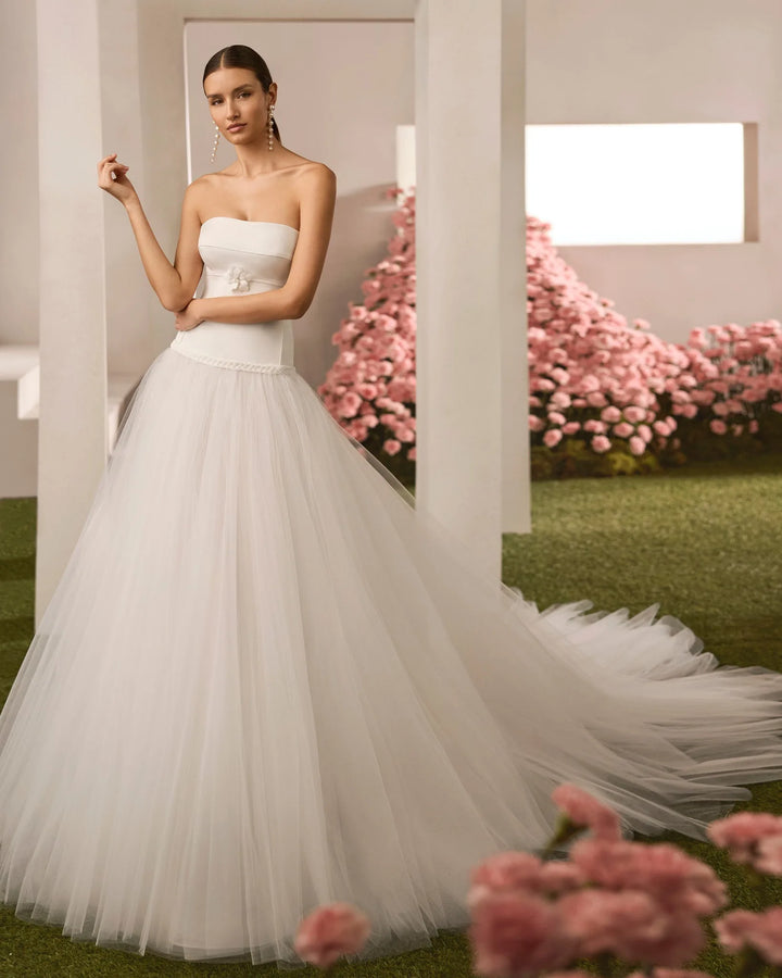 Elegant A-Line Tulle Bridal Dress