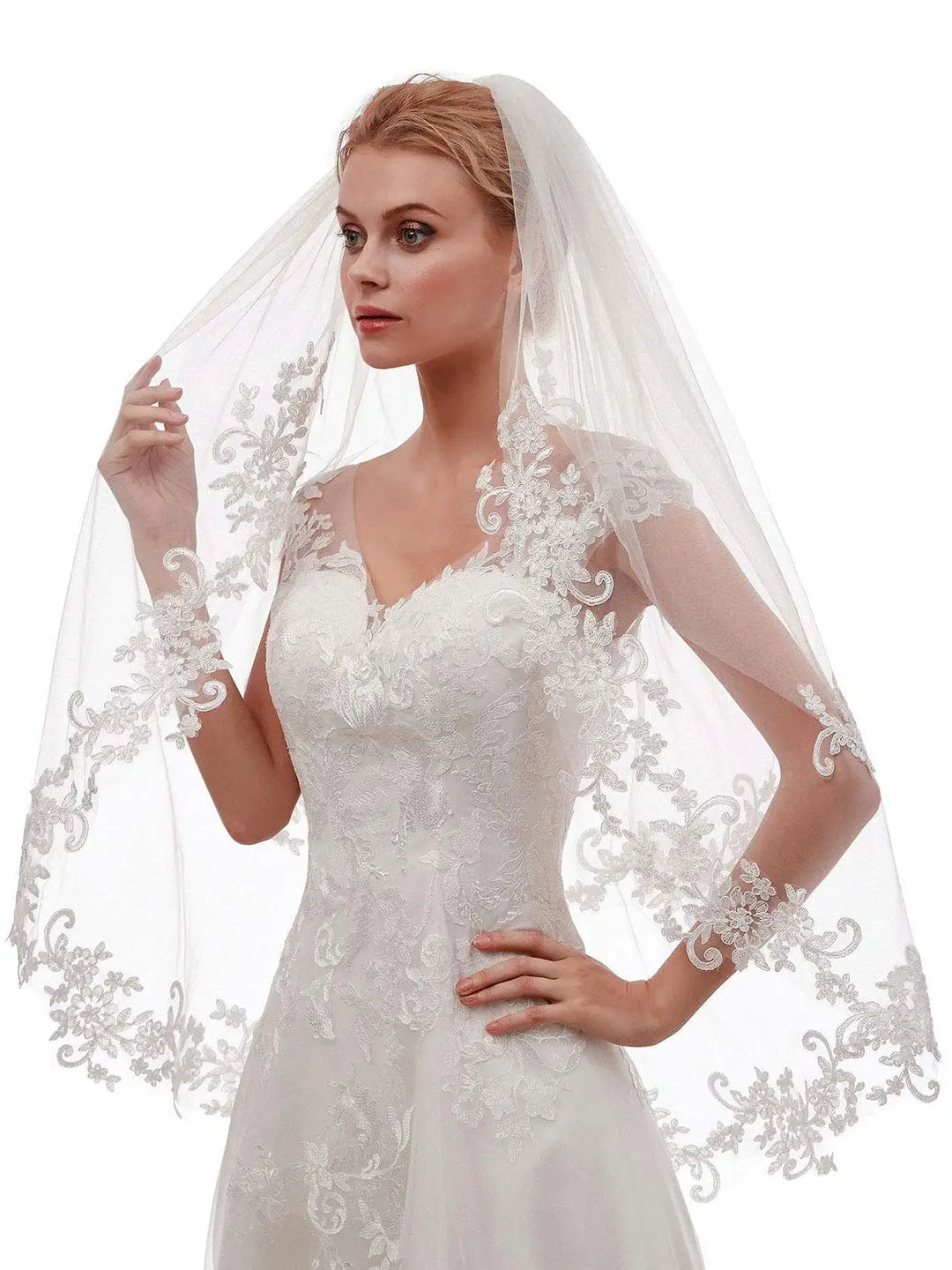 Elegant Short 2 Tier Lace Wedding Veil
