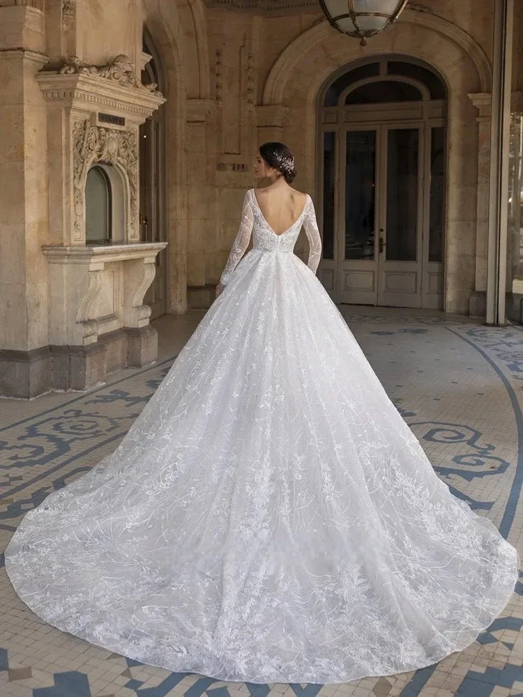 Exquisite Appliques Court Train Princess Wedding Dress
