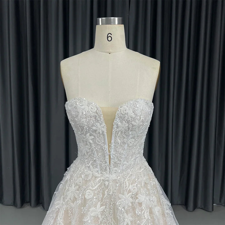 Robes de mariée exquises pour femmes, coupe trapèze, traîne, sexy, sans bretelles, sans manches, robes de mariée personnalisées