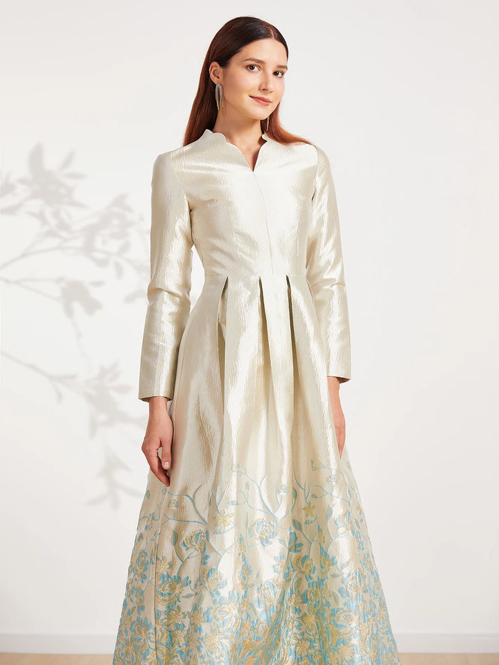 Exquisite Embroidery Wide-Armlet Dress