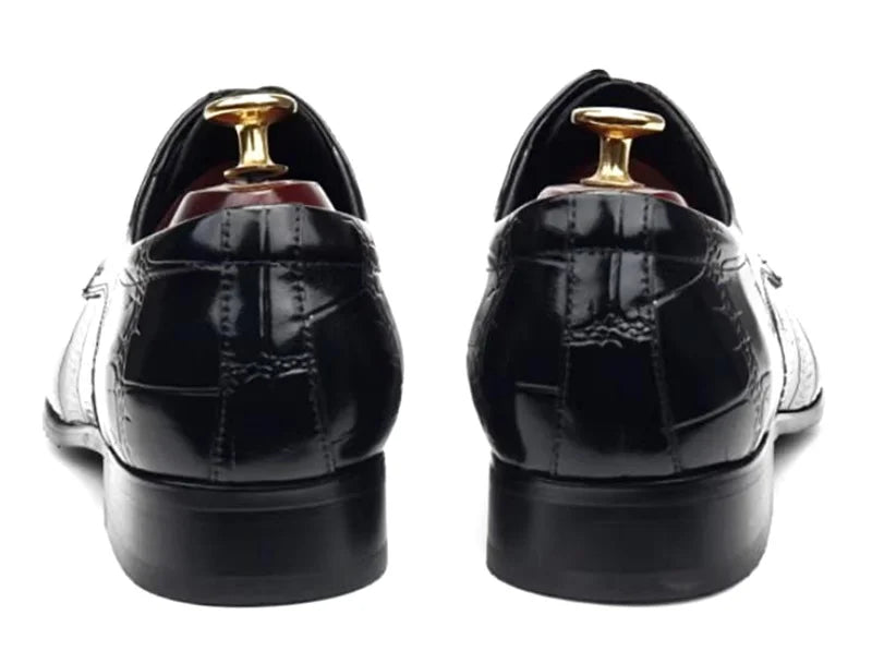 British Style Luxurious Embossed Shoes