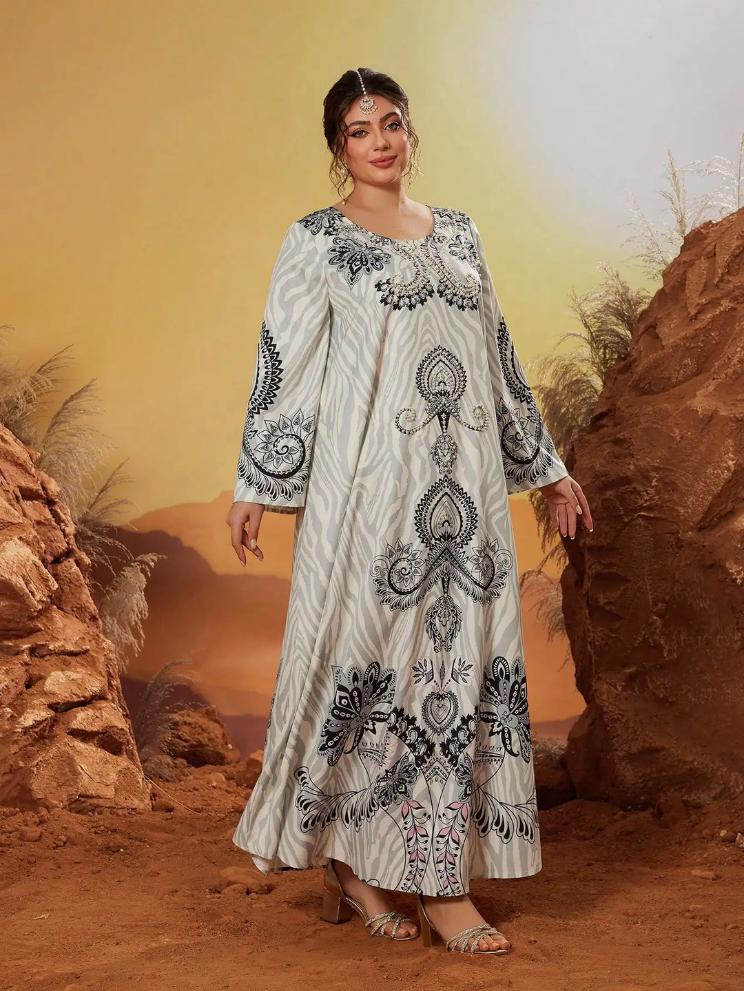 New Elegant Round-neck Abaya