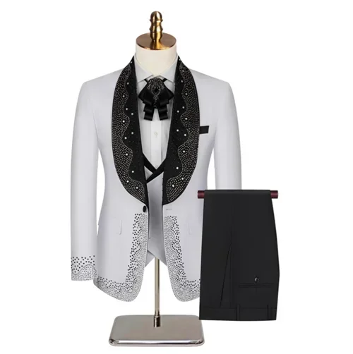Sophisticated 3-Piece Men’s Wedding Suit