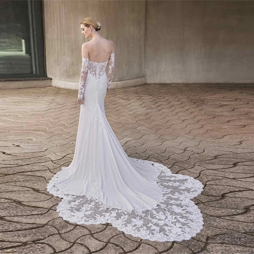 Stunning Button Back Court Train Bridal Dress