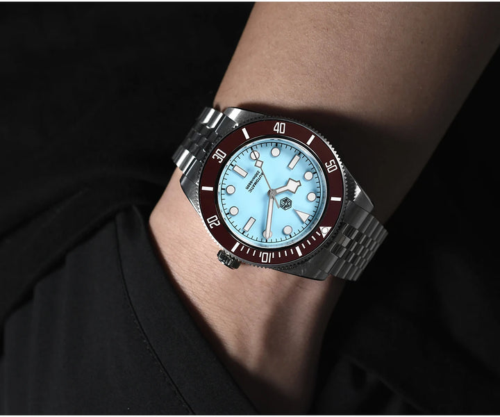 Classic Enamel Dial Automatic Diver Watch