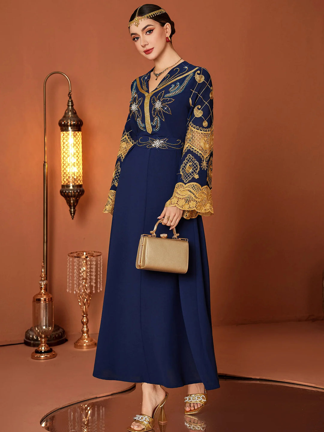 Gorgeous Diamond Details Abaya Dress