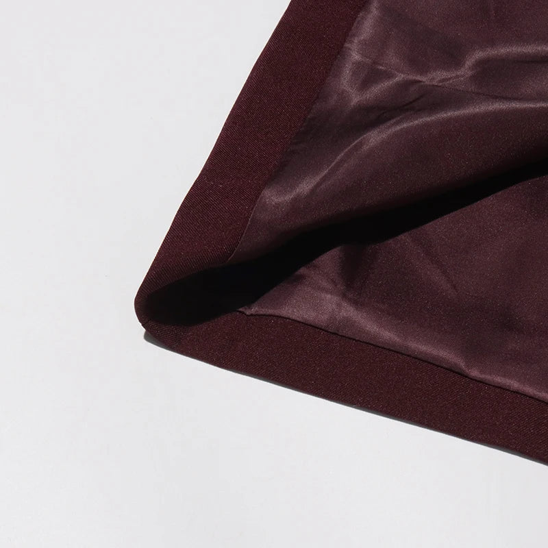 Trench-coat au design asymétrique chic