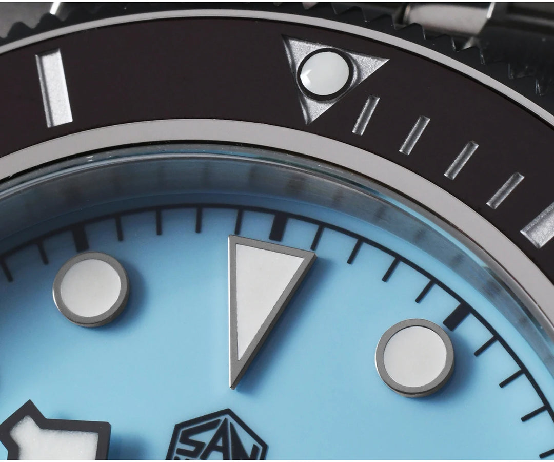 Classic Enamel Dial Automatic Diver Watch