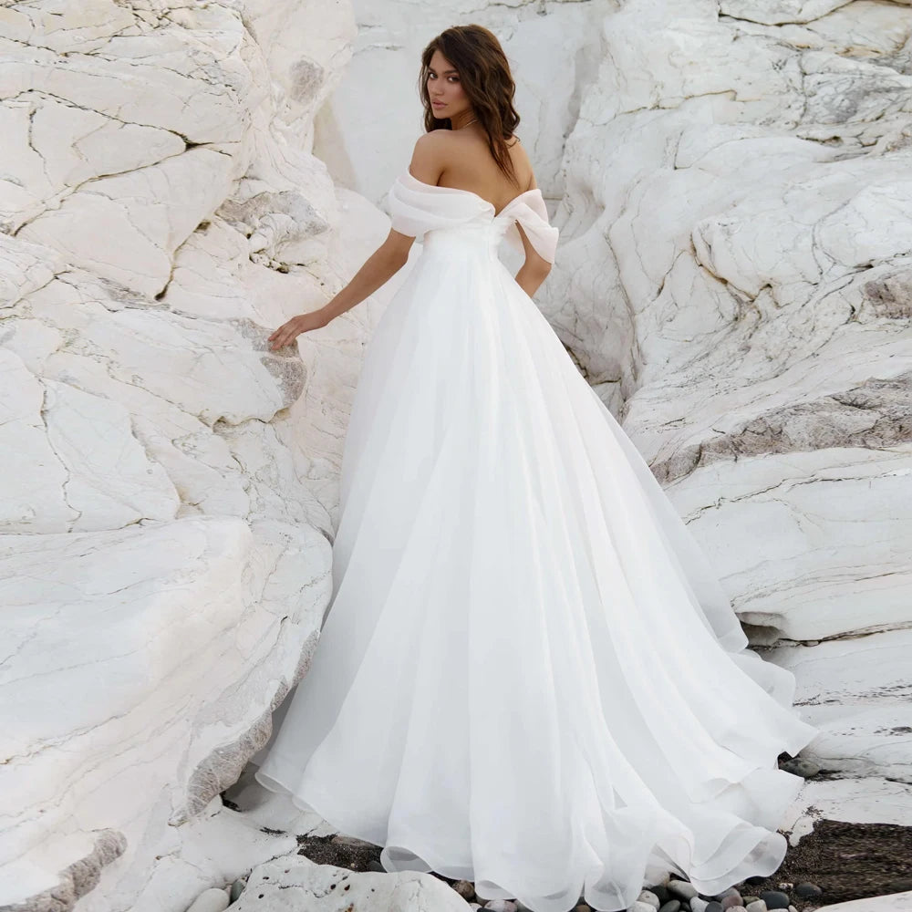 Simple Strapless A-Line Organza Bridal Gown