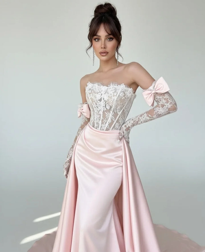 Stunning Lace Corset Prom Dress - With Detachable Train