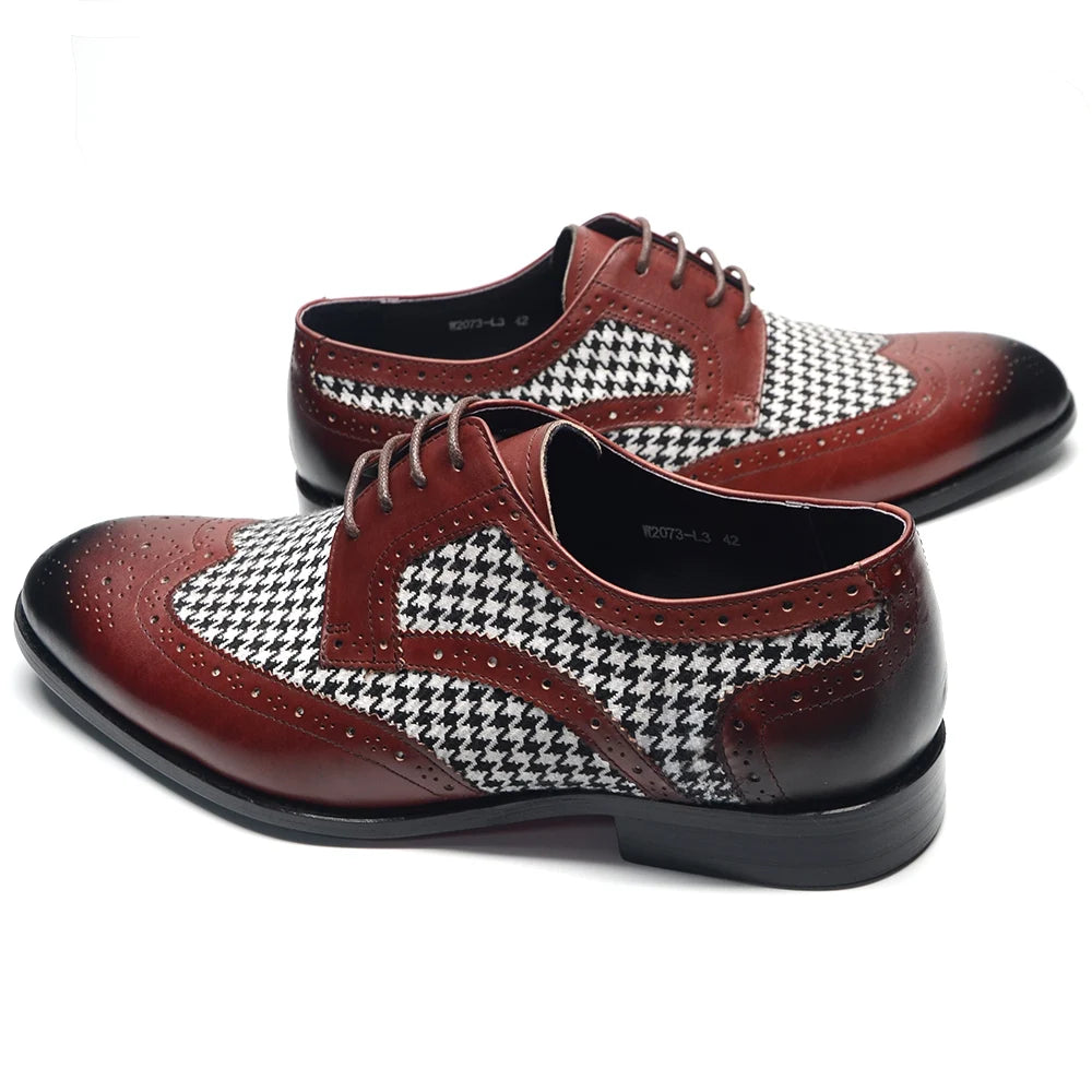 Elegant Brogue Carving Leather Shoes