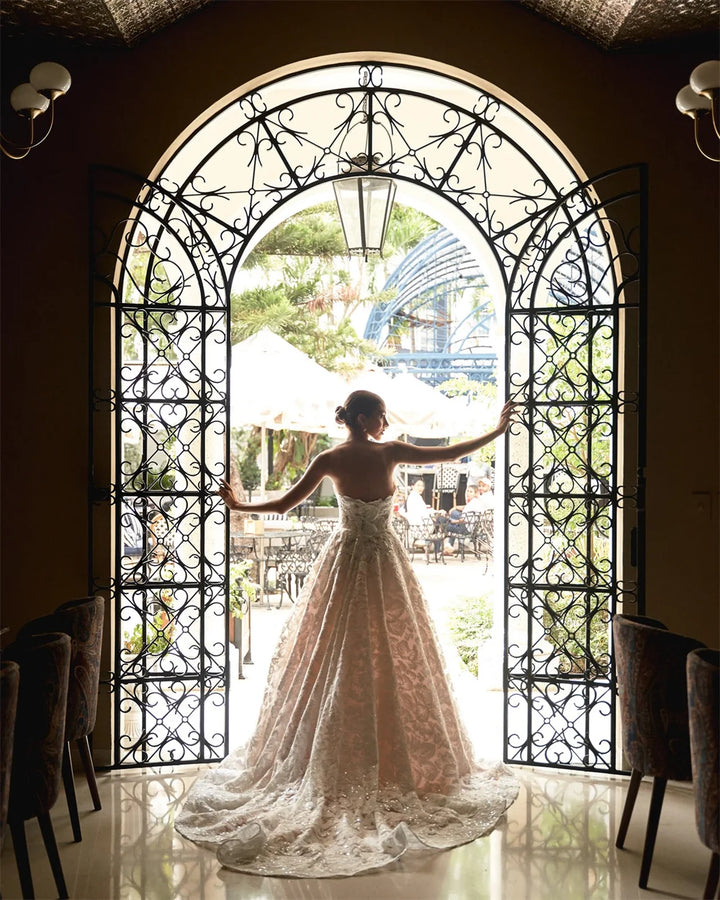 Luxury Glitter Sweetheart Neck Wedding Dress