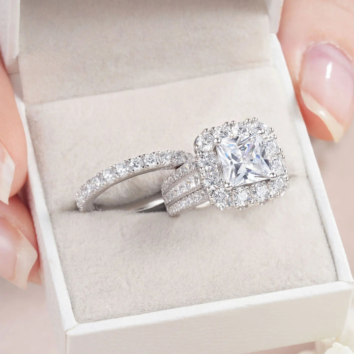 Elegant White Cubic Zircon Ring