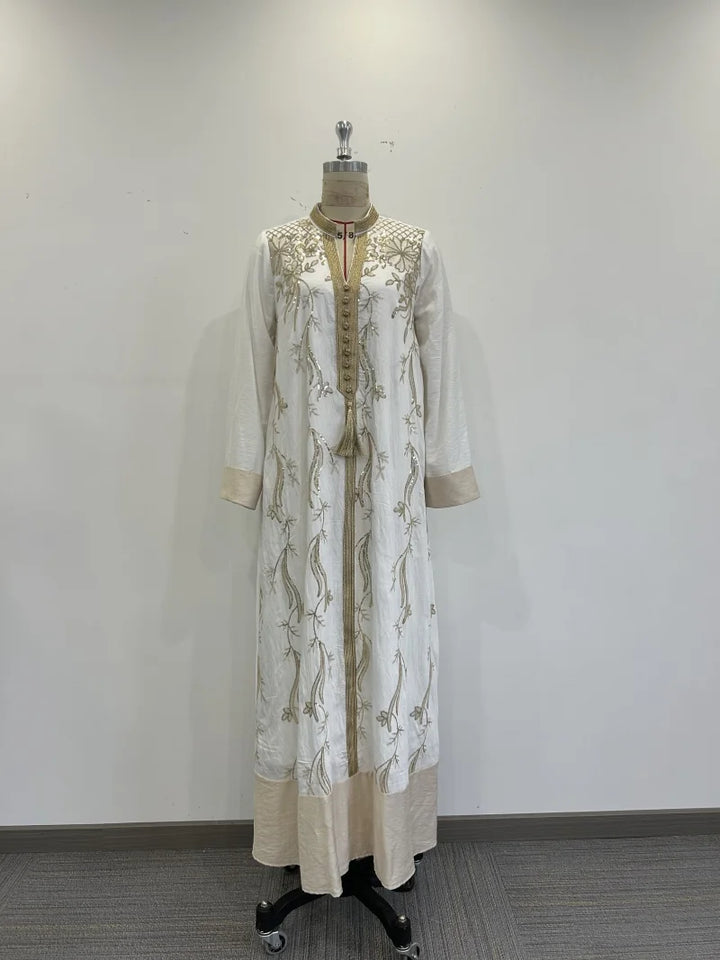 Stunning Long-Sleeved Abaya Gown