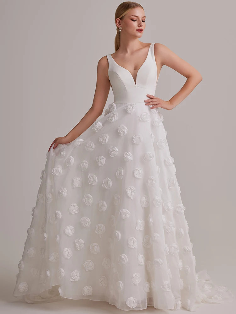 Regal Three-dimensional Flower Applique Wedding Dress