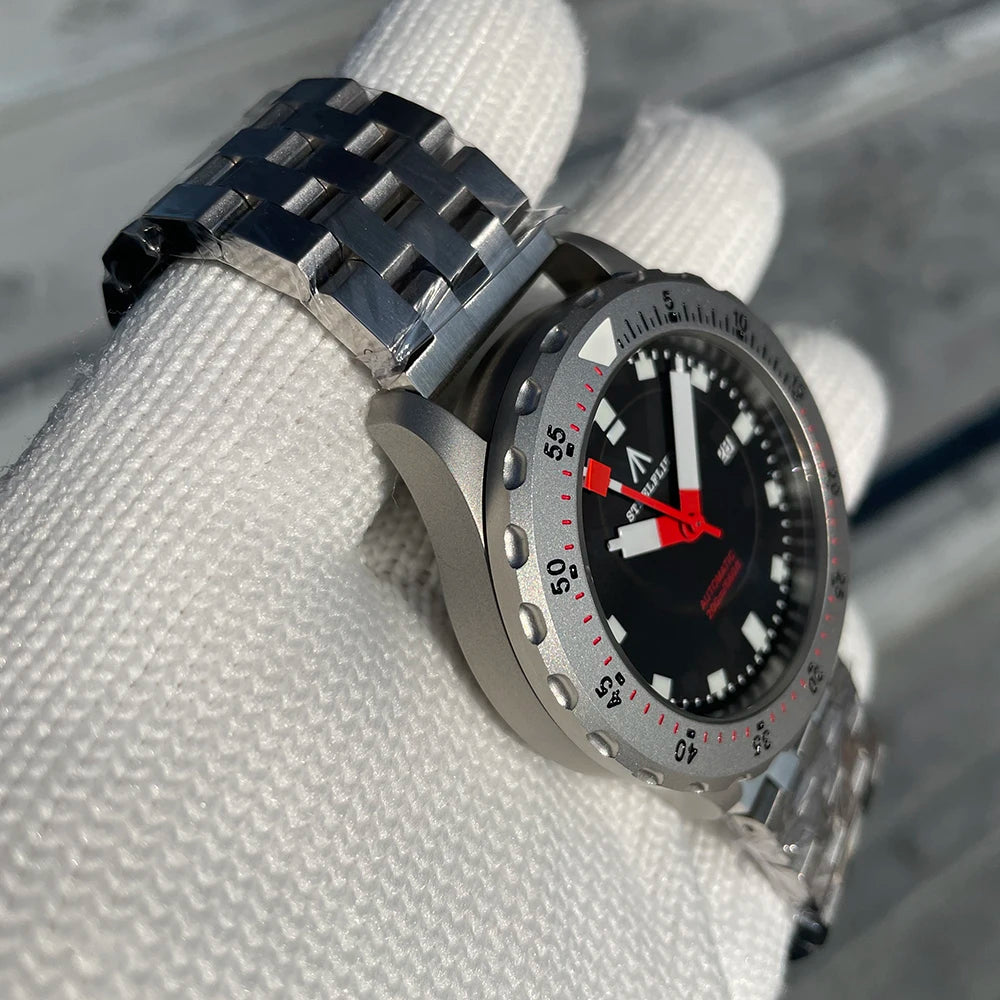 Luminous Fashion Mechanical Wristwatch