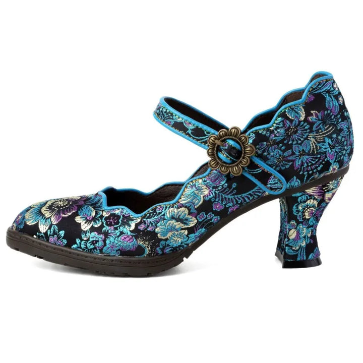 Refined Flower Round Toe Pumps