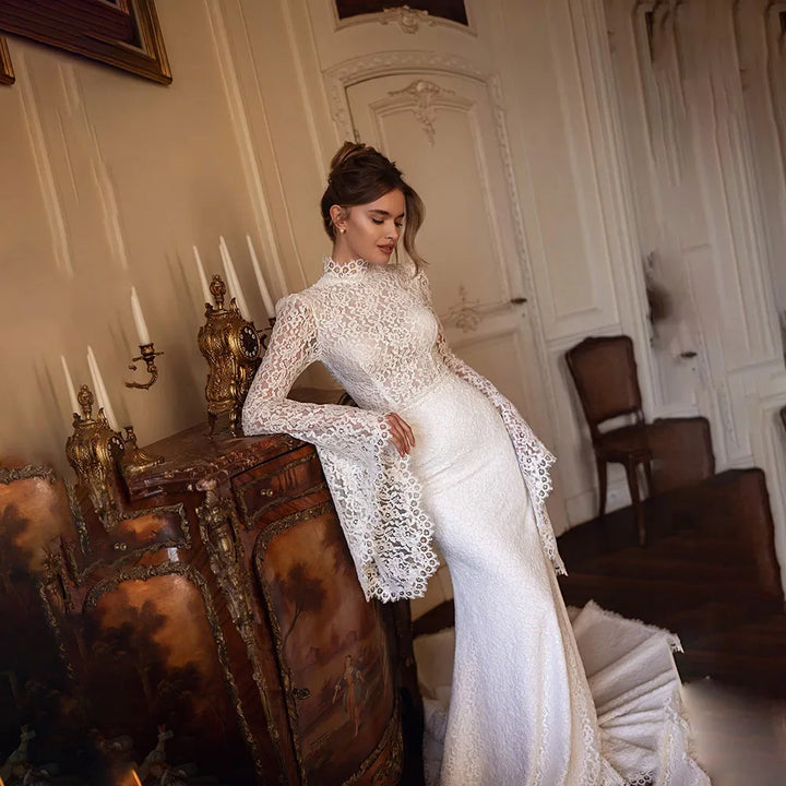 Discerning High Neck Wedding Dress