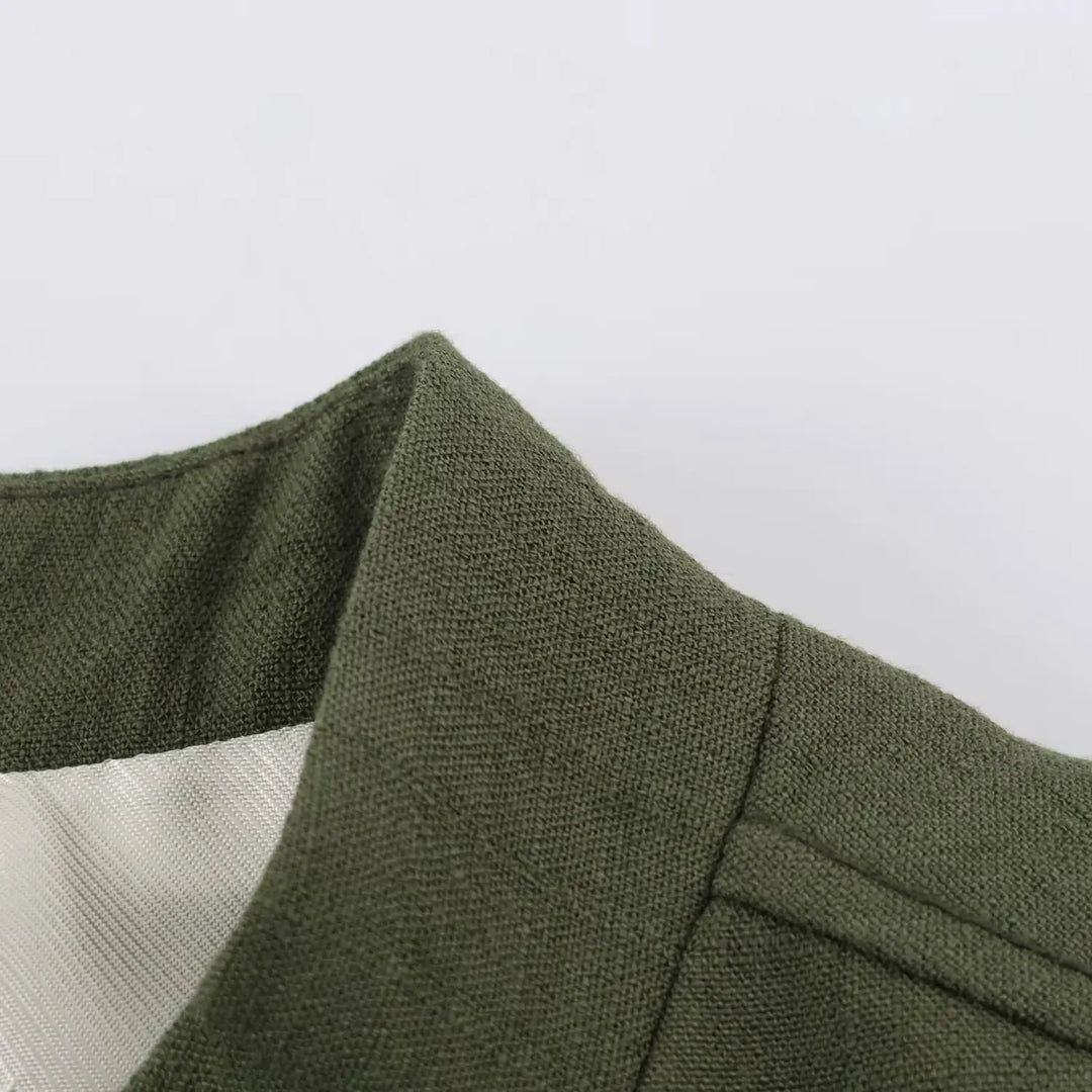 Green waistcoat top shoulder and collar, zip-front seam with tapered silhouette