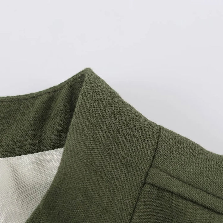 Green waistcoat top shoulder and collar, zip-front seam with tapered silhouette