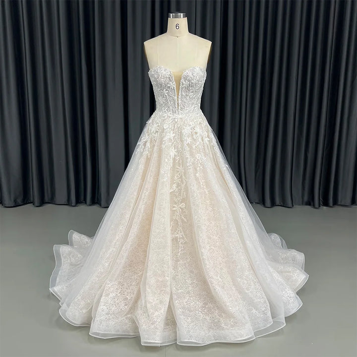 Robes de mariée exquises pour femmes, coupe trapèze, traîne, sexy, sans bretelles, sans manches, robes de mariée personnalisées