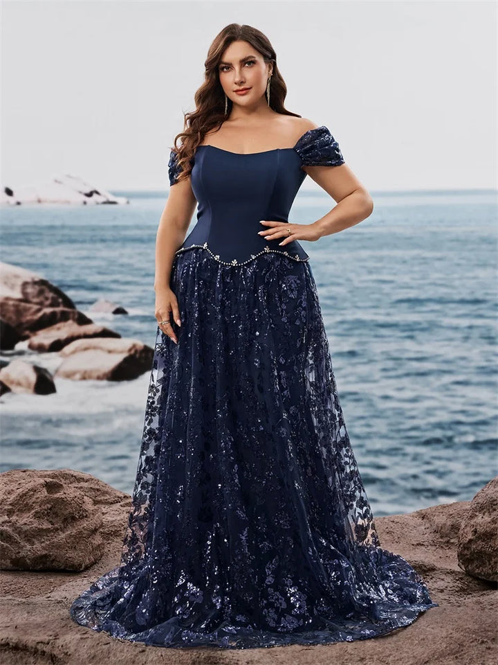 Delicate Strapless Evening Party Dress