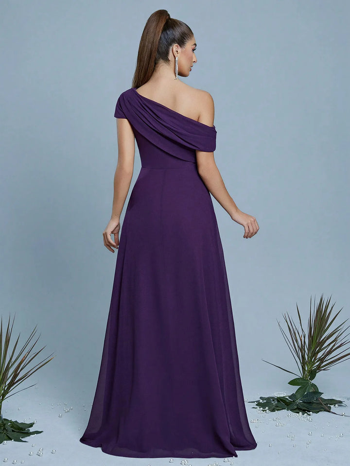 Lovely One-Shoulder Bridesmaids Gown