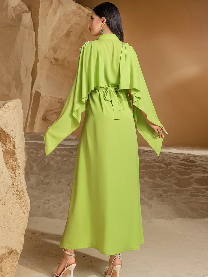 Caftan arabe luxueux cousu à la main et orné de perles