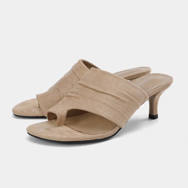 Stunning Clip Toe Pleated Sandals