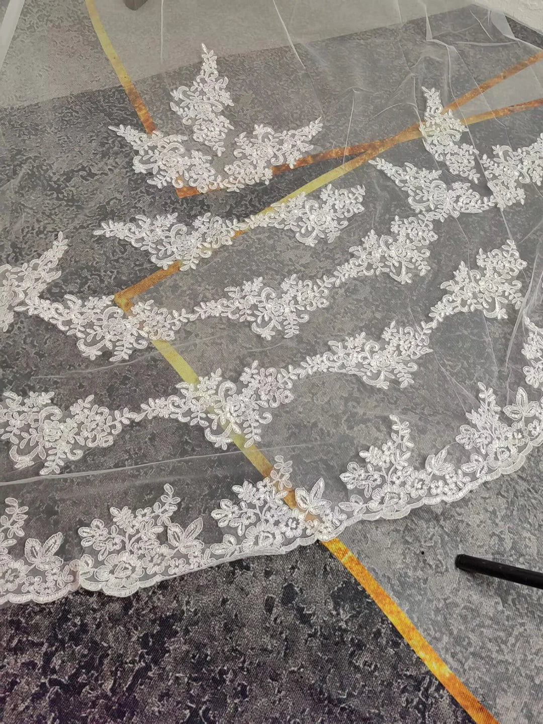 Elegant One-layer Cathedral Bridal Veil