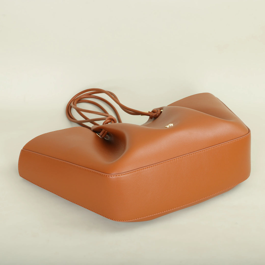 Regal Atmosphere Tote Bag