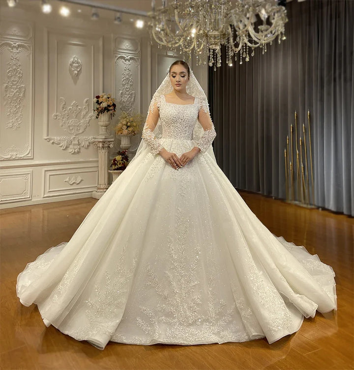 Graceful Square Neck Arabian Wedding Dress