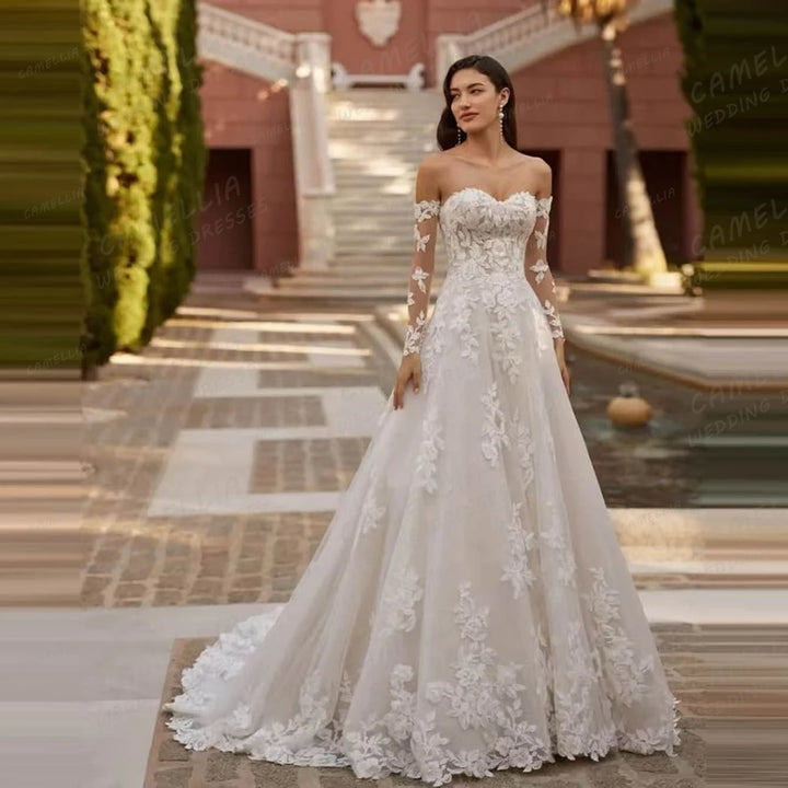 Wonderful Appliqued Long Bridal Gown