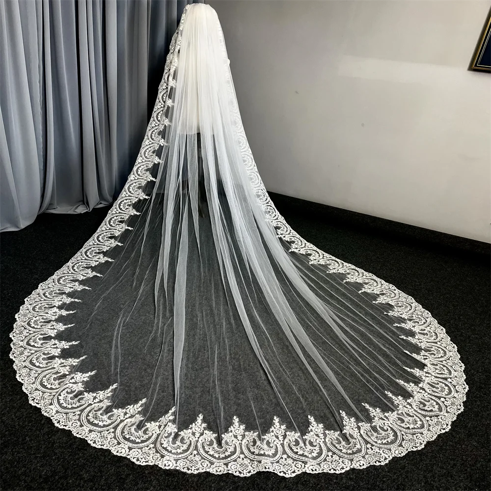 Sparkling Glitter Lace Bridal Veil