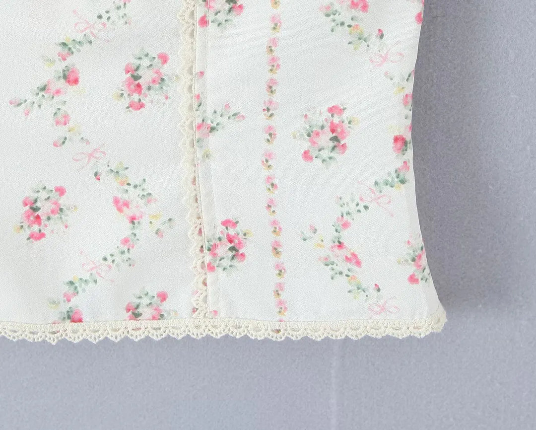Sweet Floral Embroidery Tank Top