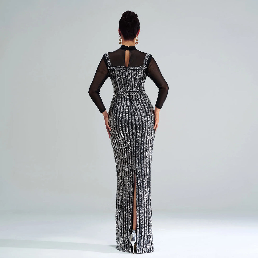 Stunning Hip-hugging Maxi Dress