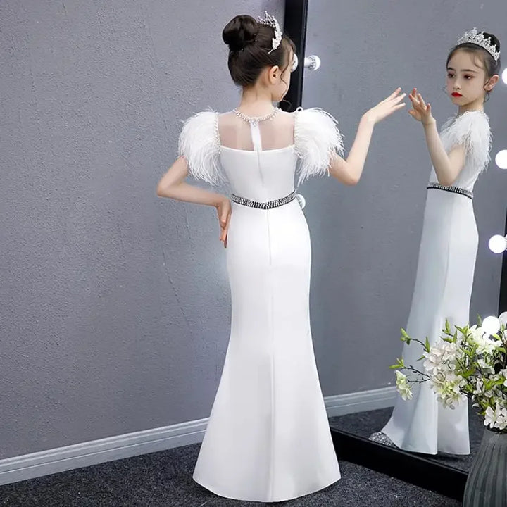 Beautiful Sleeveless Girl&
