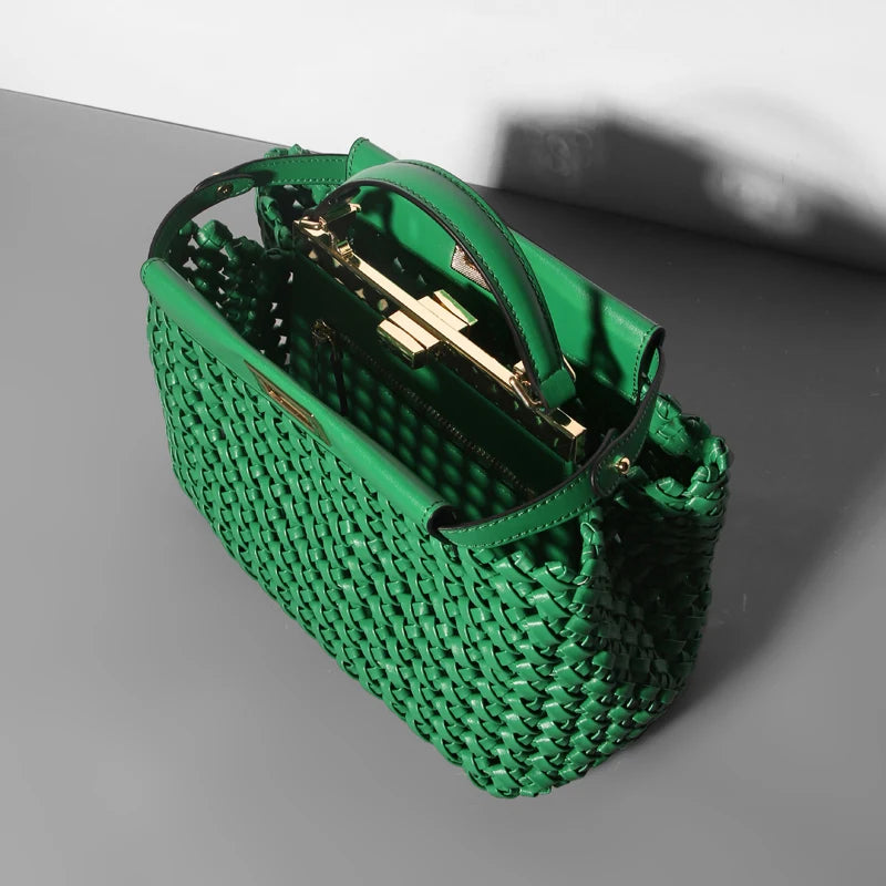 Polished Hollow Out Hand Knitting Handbag