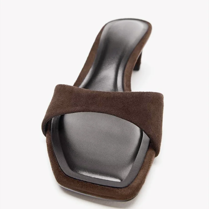 Vintage Open-Toe Chunky Heel Sandals