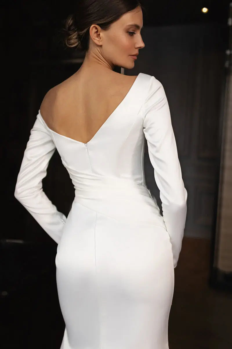 Exquisite Satin Backless Wedding Dress